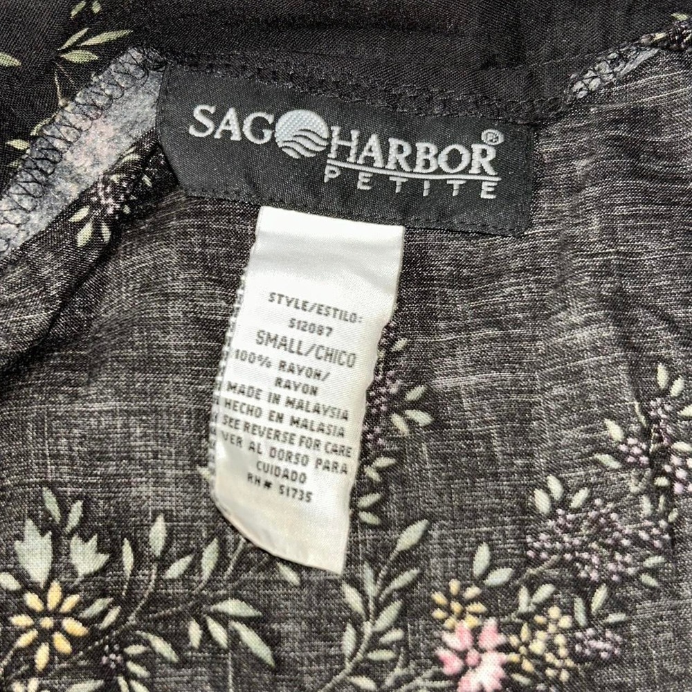 Vintage Black floral midi skirt with buttons - Picture 4 of 6